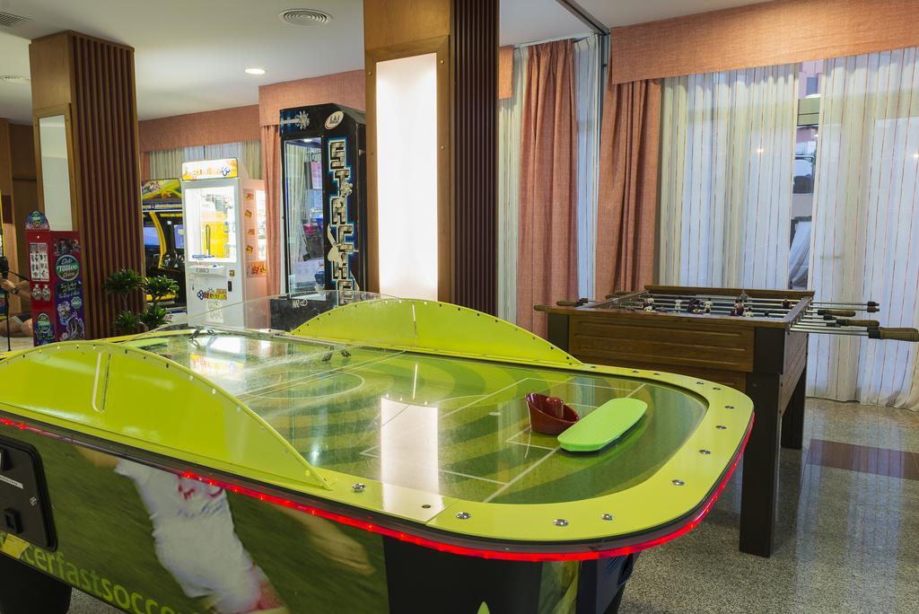 Apartamentos Fenix Beach ロケタス・デ・マル エクステリア 写真